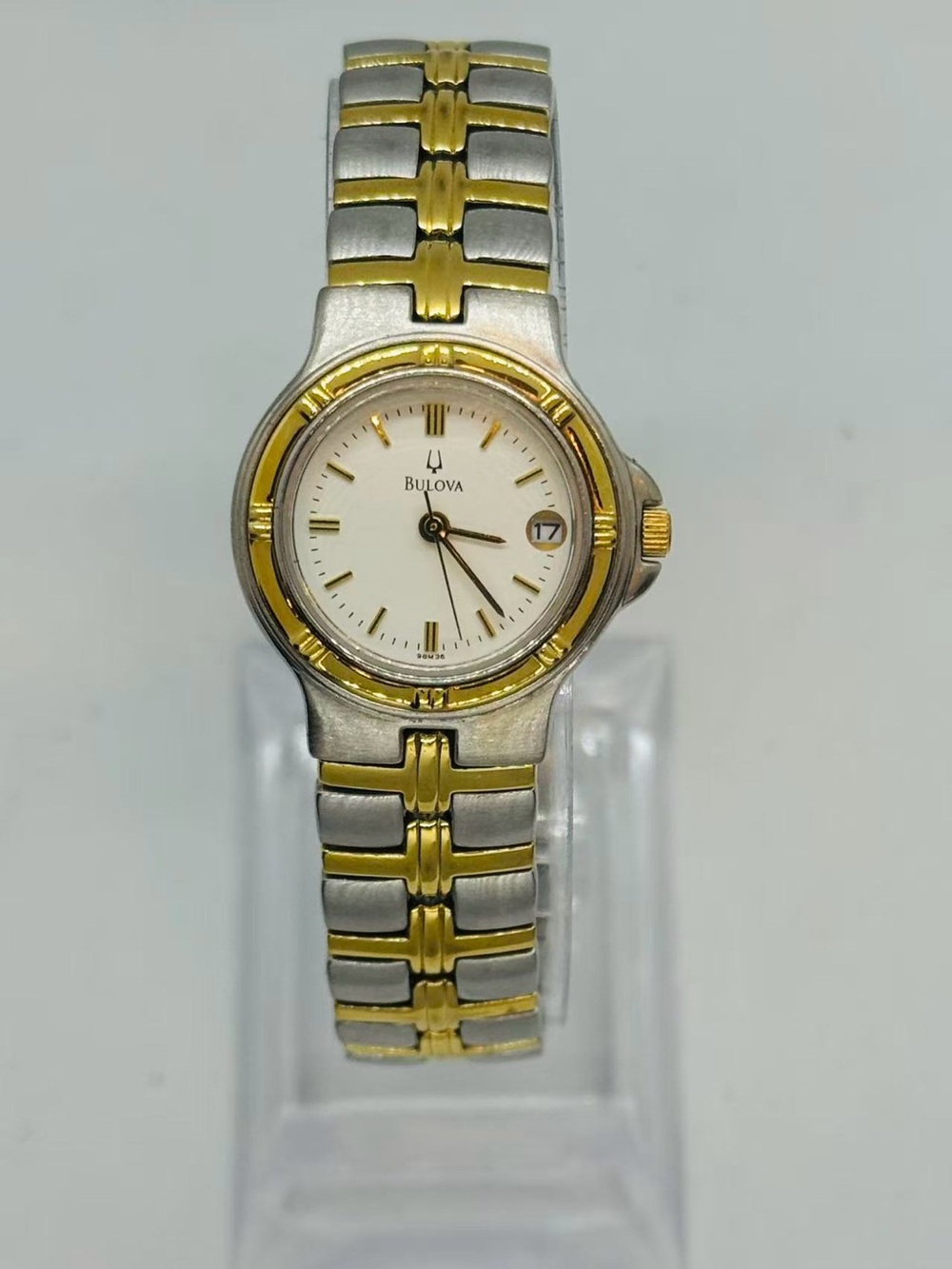 Vintage Bulova Women’s Quartz Watch Two Tone S Steel Date 23mm New Battery Runs